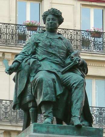 Alexandre Dumas, place Catroux